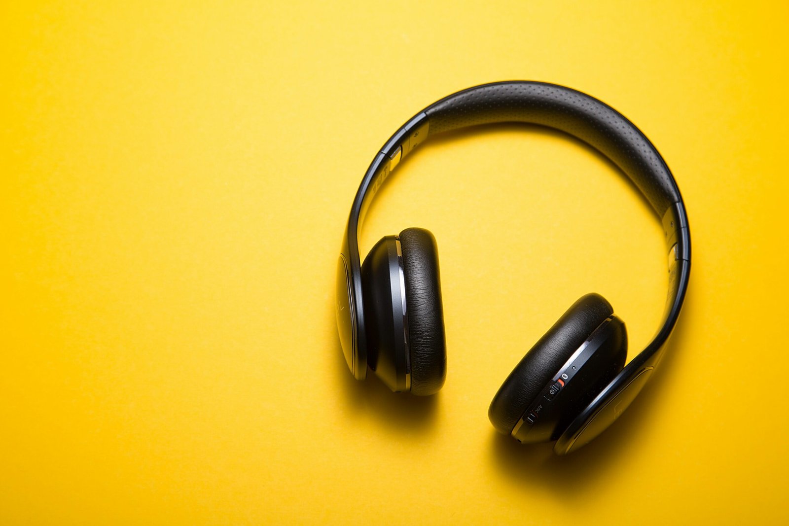 Master IELTS Listening: Expert Tips, Strategies & Practice Tests